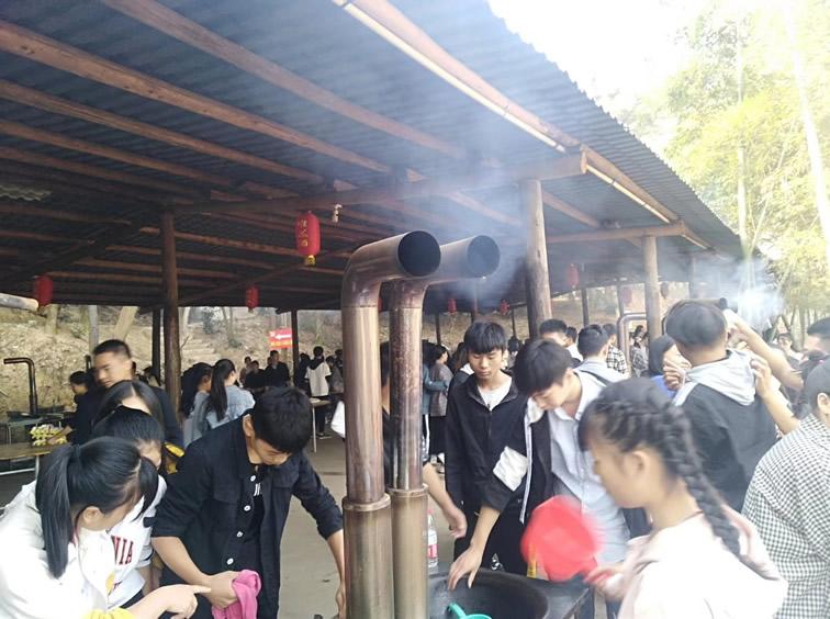 野炊烧烤