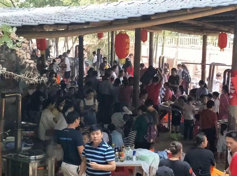 野炊烧烤